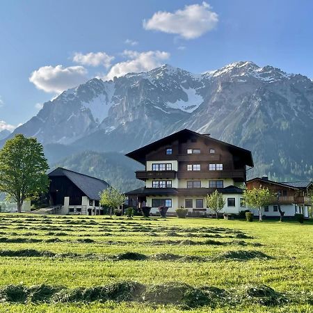 Pension Moeslehnerhof Ramsau am Dachstein Eksteriør billede